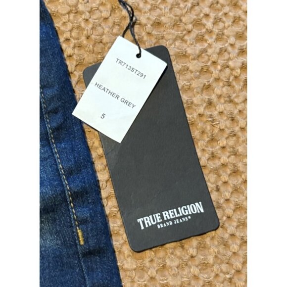 NWT TRUE RELIGION Boys Distressed Jean Shorts NWT Size 5 Dark Wash - Picture 2 of 9